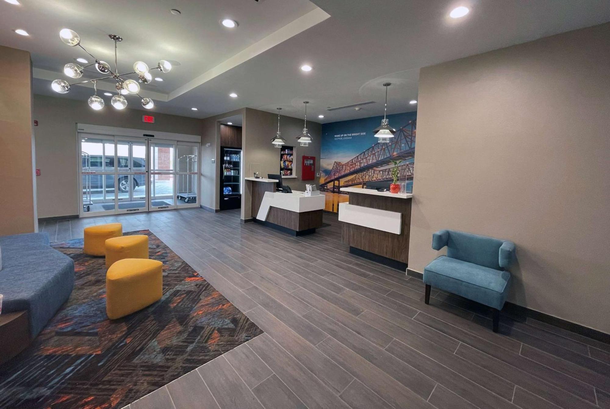 La Quinta Inn & Suites By Wyndham Sulphur Lake Charles 외부 사진